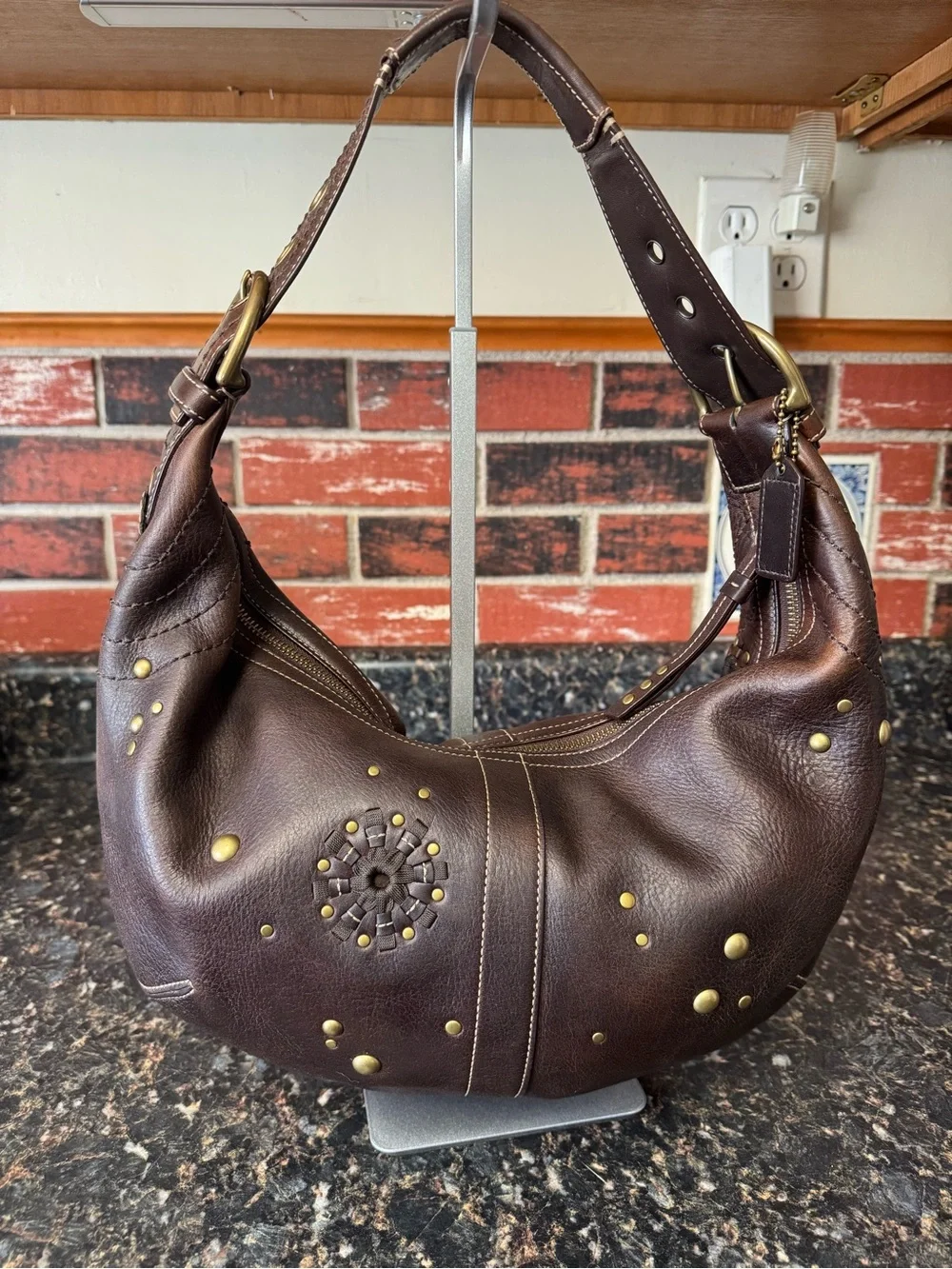 RARE 2006 Coach Mia 10063 Studded Leather Hobo – Mahogany Brown Y2K